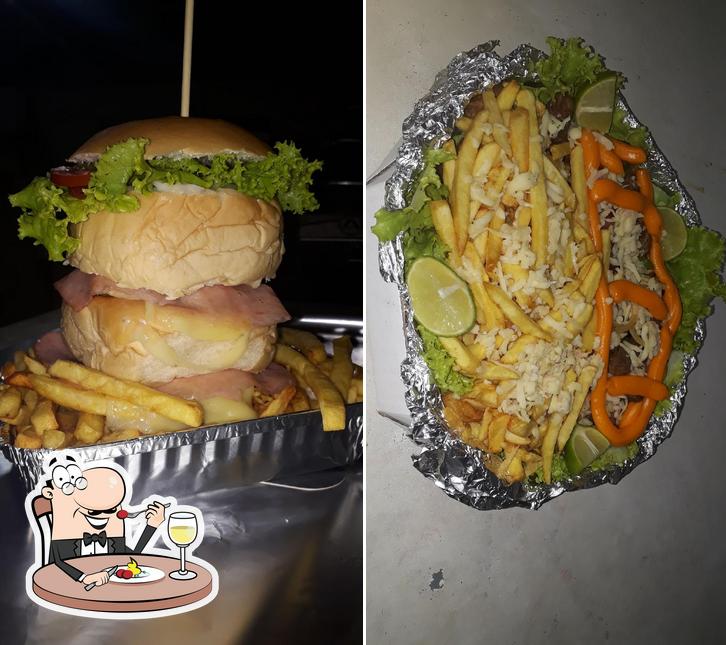 Comida em Forno Mineiro Pizzaria e Hamburgueria