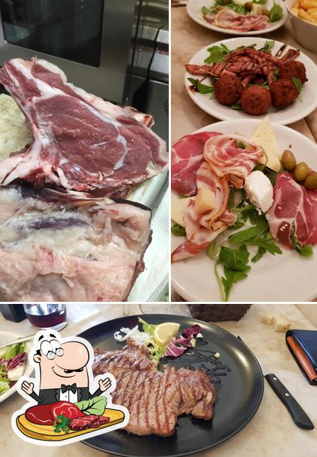 Ordina i piatti di carne a La Piccola Taverna Ristorante Braceria