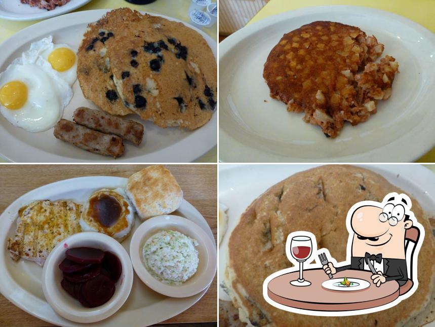 Ms Lois' Restaurant in Franklin Restaurant menu and reviews