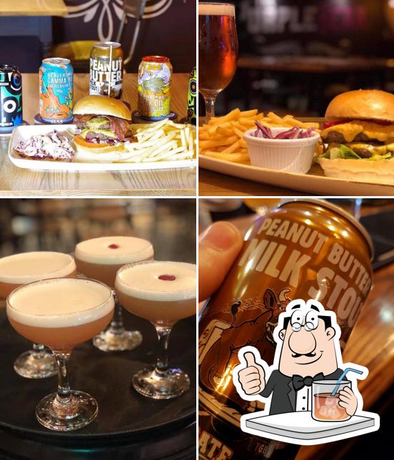Estas son las fotografías donde puedes ver bebida y comida en The Purple Bear - Smokehouse, Beer & Cocktail Joint
