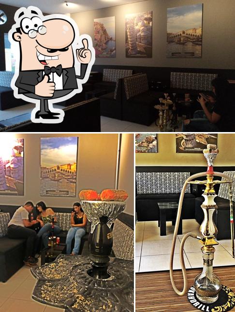 Look at the photo of ITALIA CHOPERIA HOOKAH