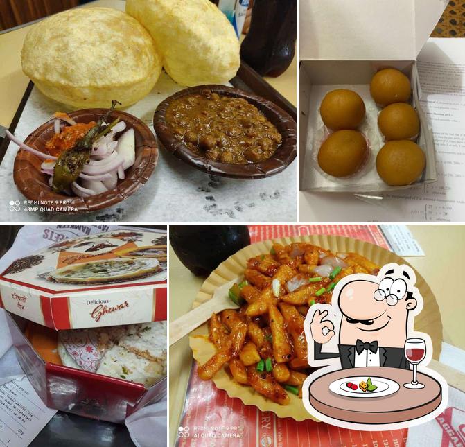 Food at Aggarwal Bikaneri Sweets