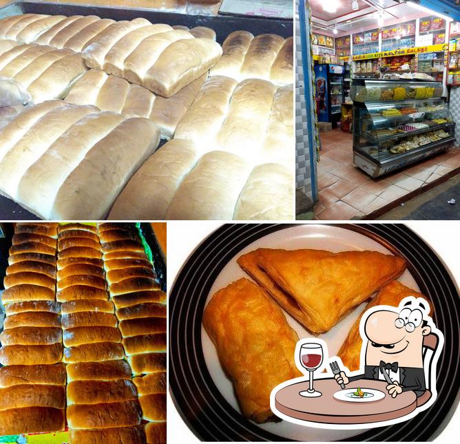 PANDIYAN BAKERY & Sweet's SINCE 1945