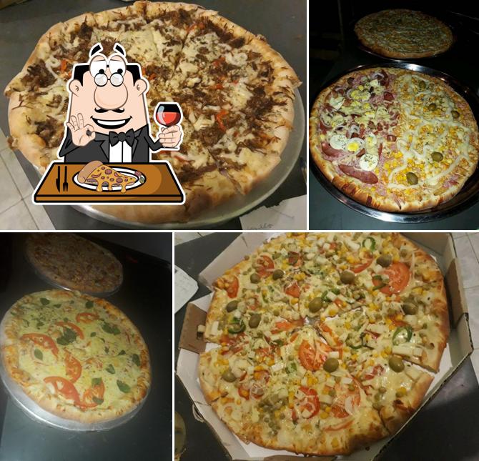 No Pizzaria souza, você pode provar pizza