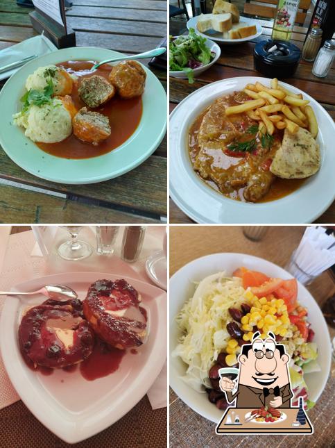 Order meat meals at Gostilna Pr’ leseni žlici