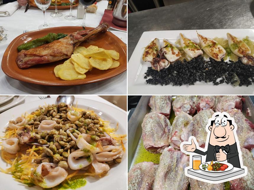 Еда в "Restaurante La Cuchara de Tony Montes (Centro)"