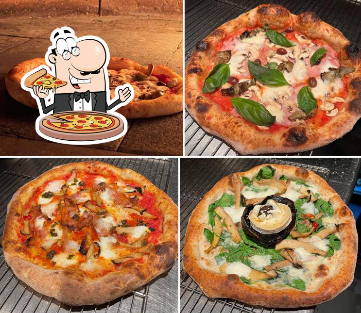 At Loulou Pizzabar, you can order pizza