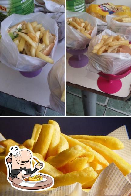 Experimente cbatatas fritas francesas no Comilão Lanches