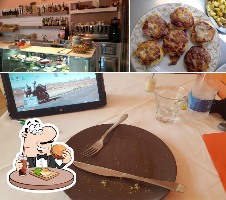 Prenditi un hamburger a Gastronomia Dionisio