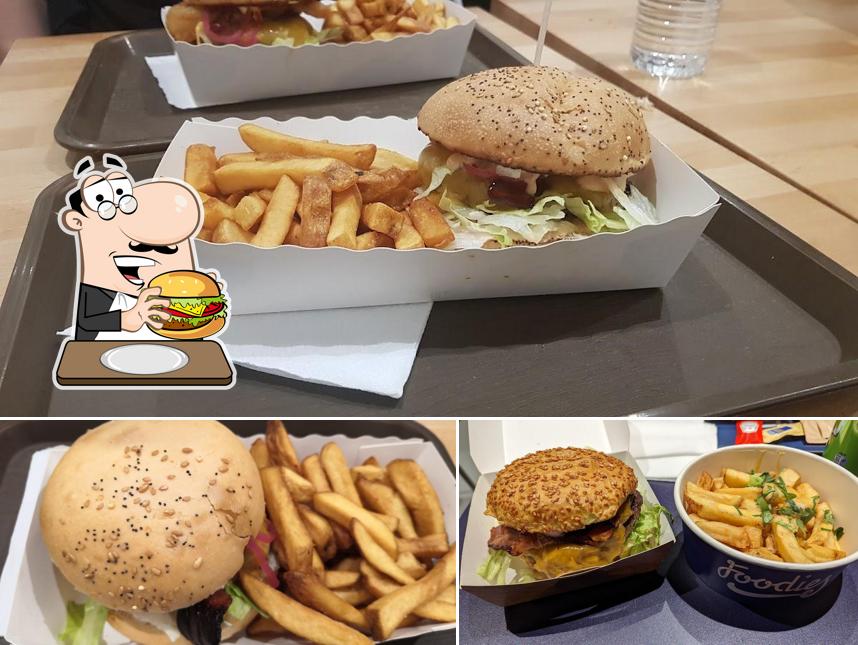 Essayez un hamburger à Foodies Dijon Restaurant