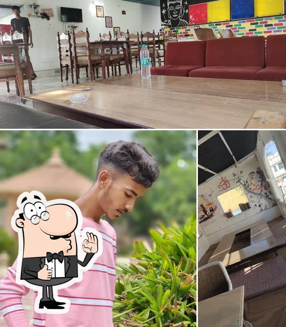Here's a pic of Magic Mushroom Cafe And Lounge