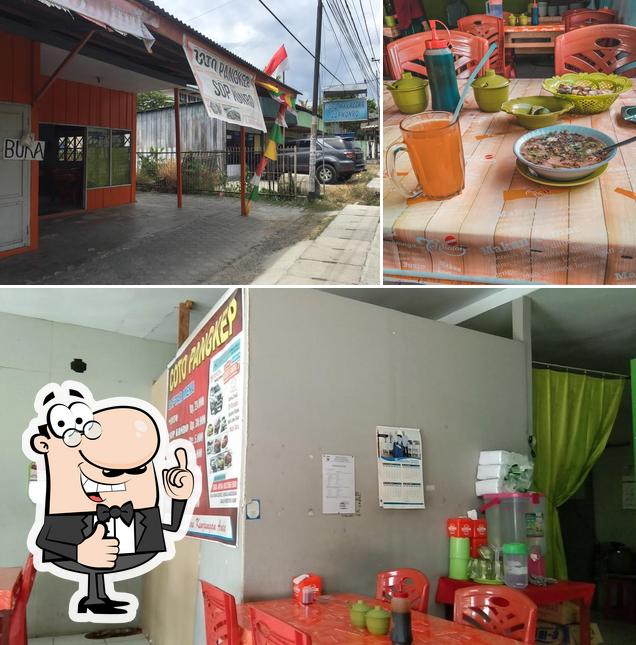 Vea esta imagen de Warung Cahaya Pangkep - Coto Makassar & Sop Konro