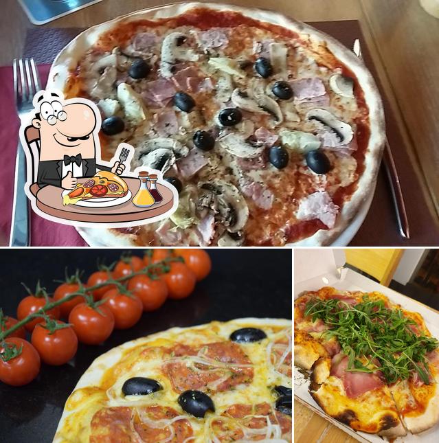 Choisissez des pizzas à Pizzeria Rosso