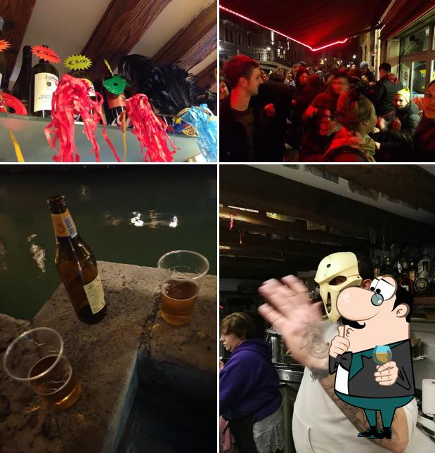 Las imágenes de barra de bar y bebida en BAR El Borrachero