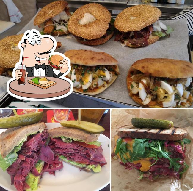 Merguez & Pastrami pub & bar, Paris, 57 Rue Rodier Restaurant menu