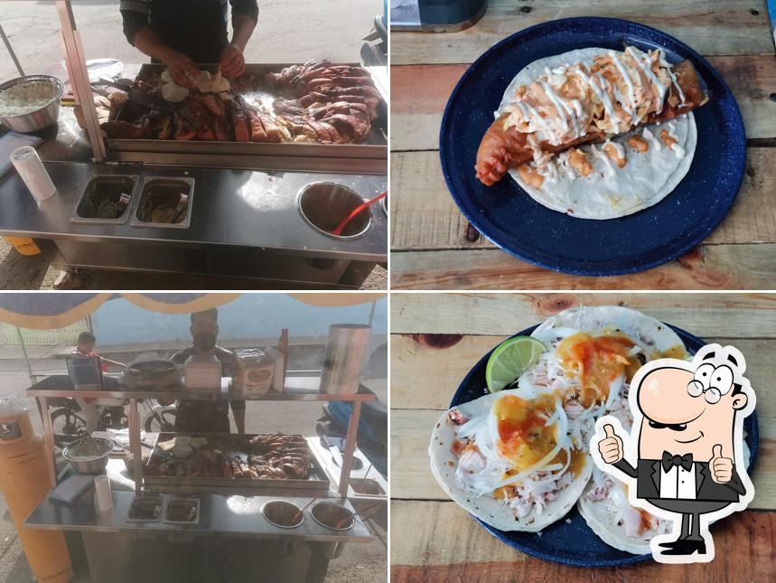 Restaurante Tacos del puerquito al horno y tacos del pescado o camarón