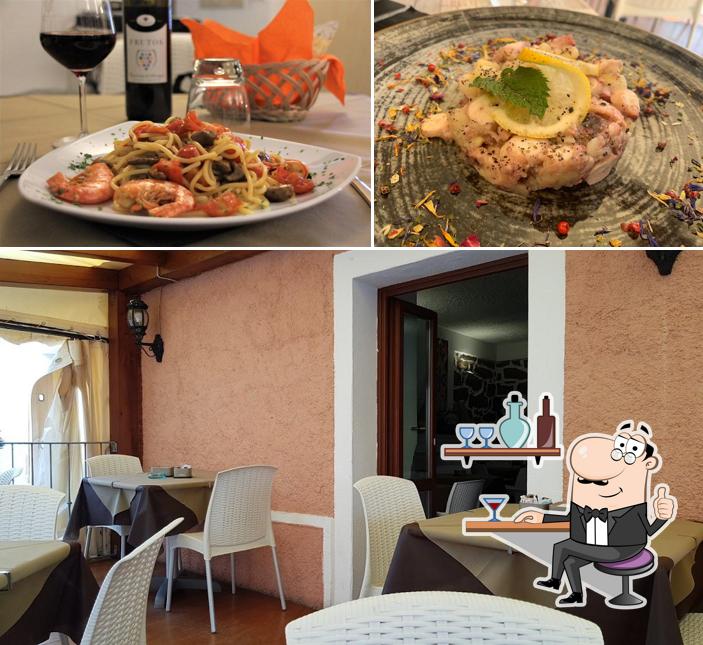 Dai un'occhiata agli interni di M 'n M Cafè