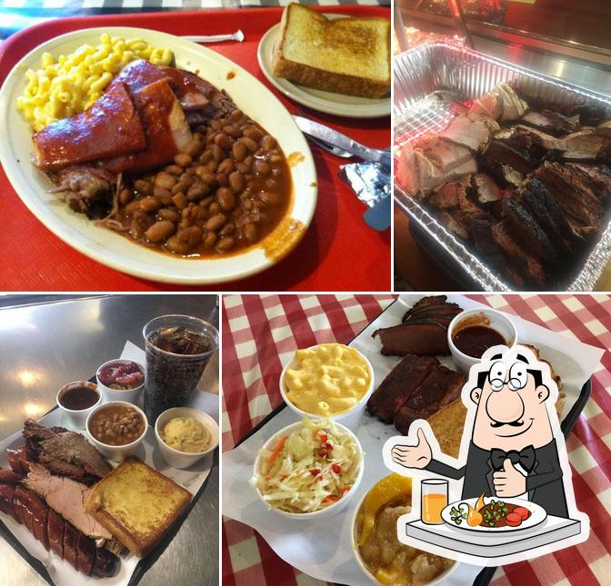 Johnny's BBQ in Midland Restaurant menu and reviews