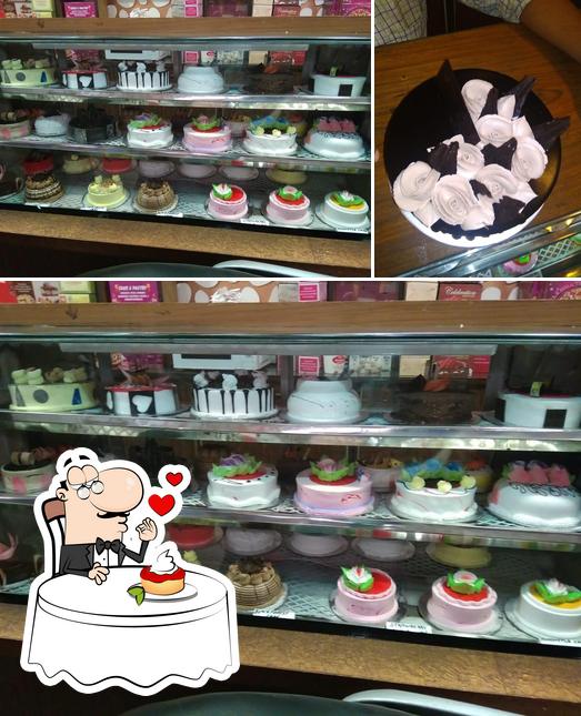 Star Bakery, Gurugram, Main Restaurant reviews