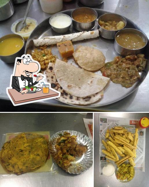 Food at Gujarati Mandal