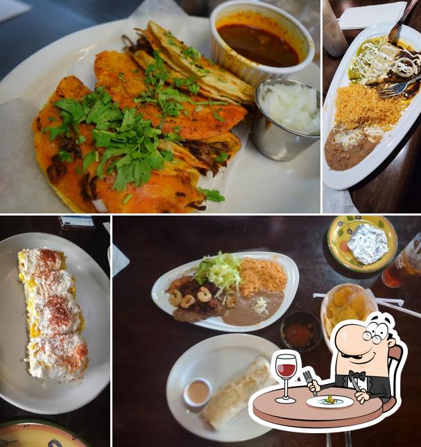 Poblanos Mexican Grill in Winchester - Restaurant menu and reviews