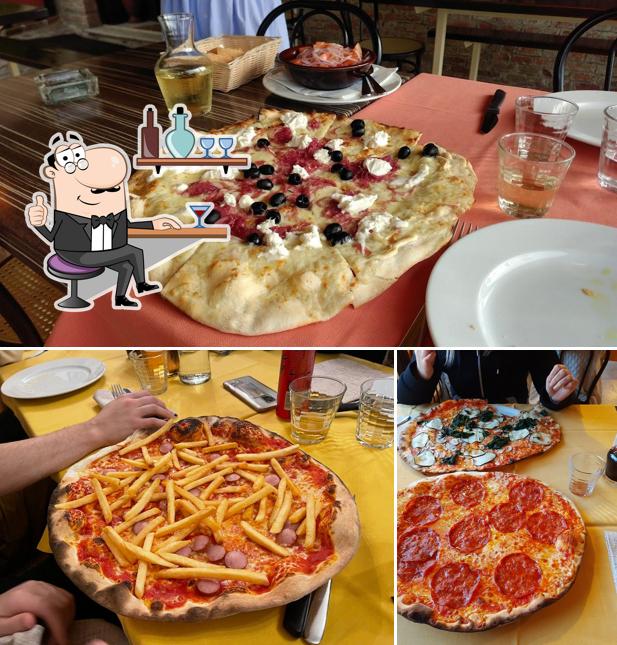 Gli interni di Osteria Della Rocca