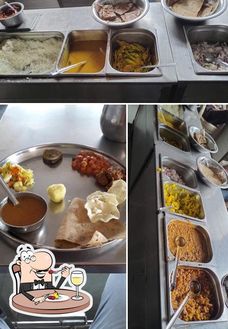 Food at New Swaminarayan Dining Hall