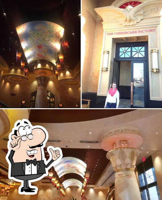 The Cheesecake Factory, 5000 Shelbyville Rd in Louisville Restaurant
