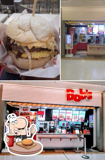 Os hambúrgueres do Bob's Burger - Shopping Eldorado irão satisfazer diferentes gostos