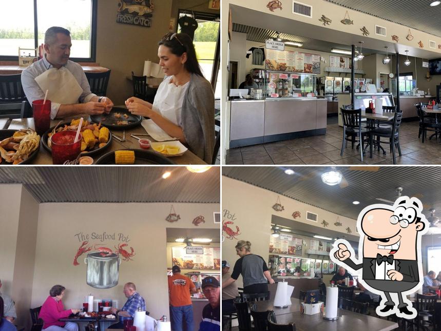 The Seafood Pot Destrehan in New Sarpy Restaurant menu and reviews