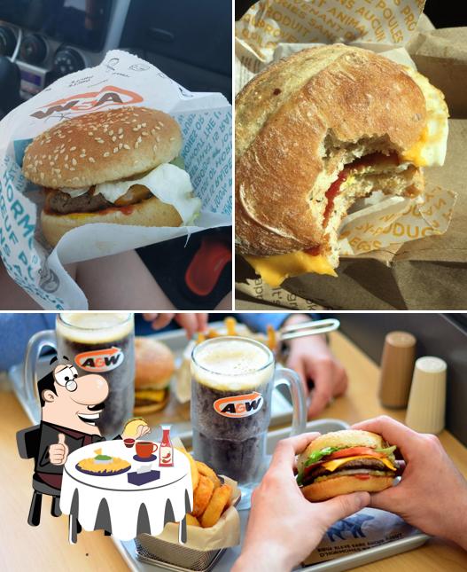 Prueba una hamburguesa en A&W Canada