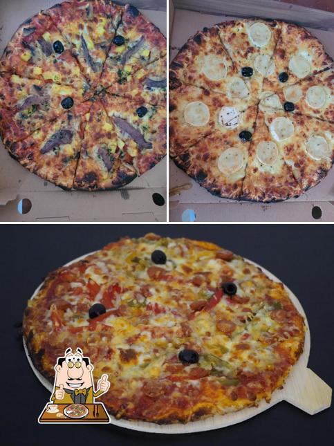 Prenez des pizzas à LE GOURMAND