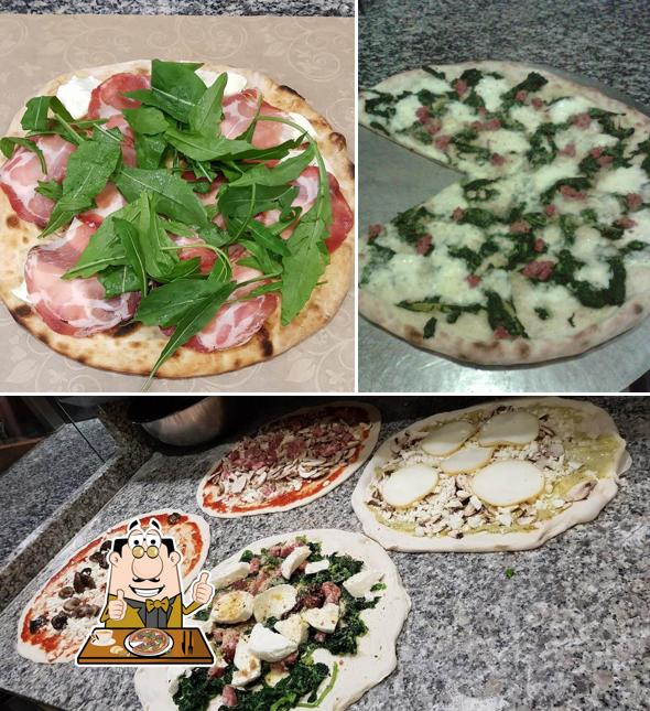 Prenditi una pizza a Pizzeria Michelangelo