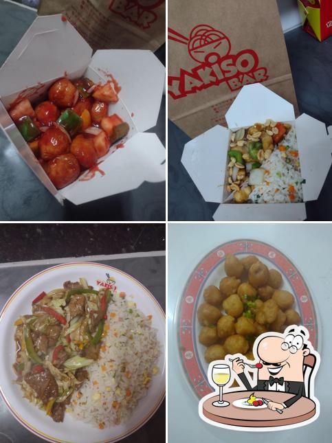 Comida em Yakisobar - Restaurante de Comida Chinesa e Japonesa