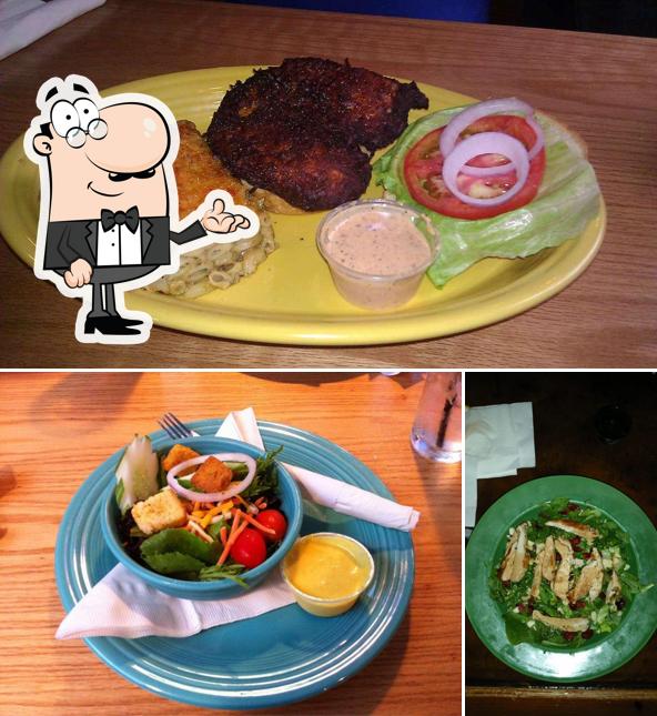 Blue Water Daiquiri & Oyster Bar in Jacksonville Beach Restaurant