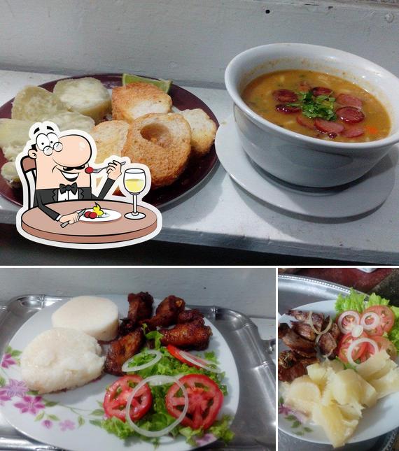 Platos en Sopa & Conversa