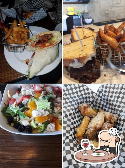 Top 5 restaurants with onion strings in North Royalton, october 2024