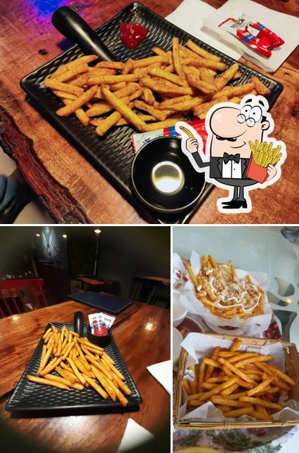 Taste finger chips at cafe Justice Rankala