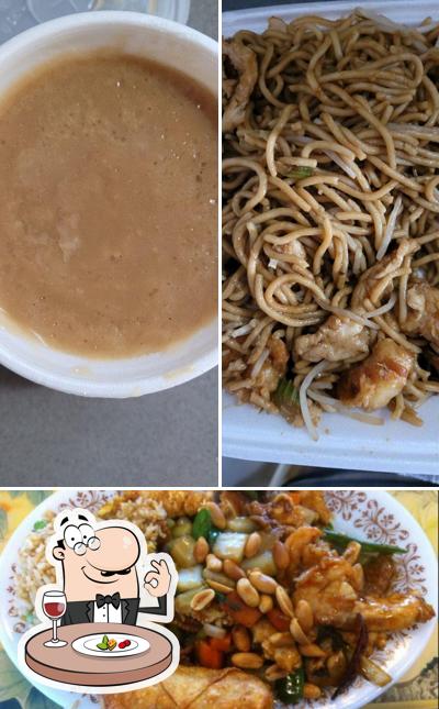 Hoi Yin Chinese Restaurant in Spring Restaurant menu and reviews