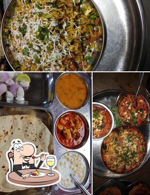 Food at Sri Shree Ram Bhojnalaya