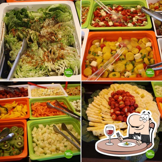 Comida em Fogão Goiano