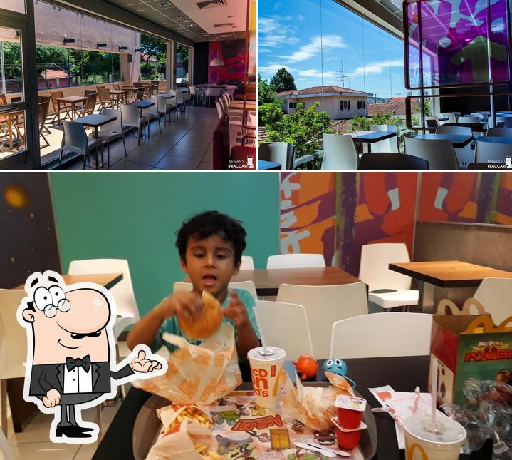 Veja imagens do interior do McDonald's