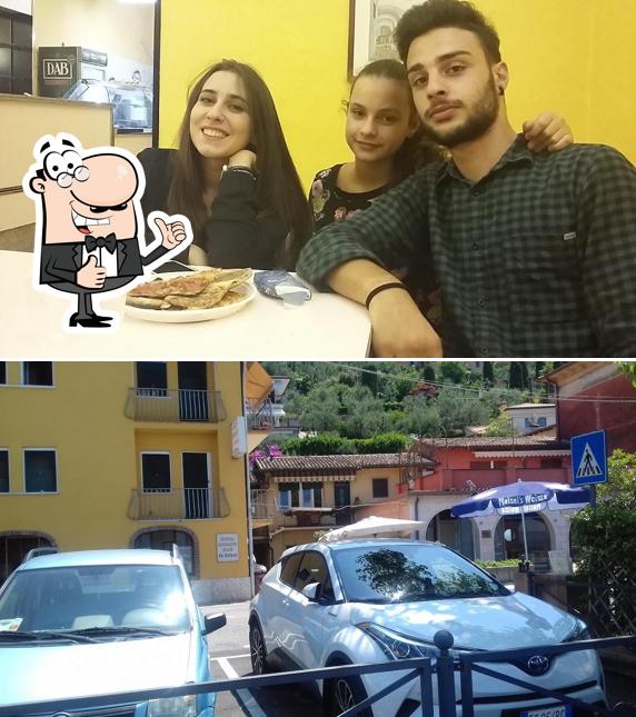 Ecco una foto di Pizzeria La Stella Di Cazzato Vincenzo Pizzeria