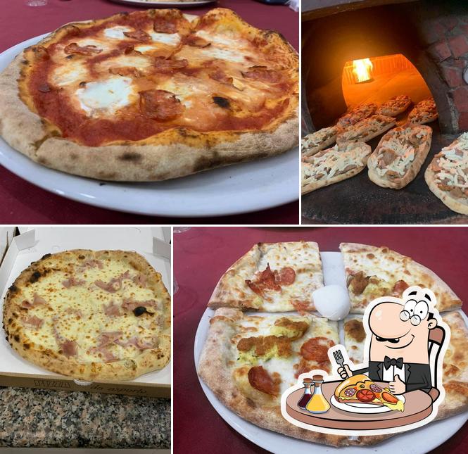 Scegli una pizza a Trattoria pizza & panuozzo da peppone