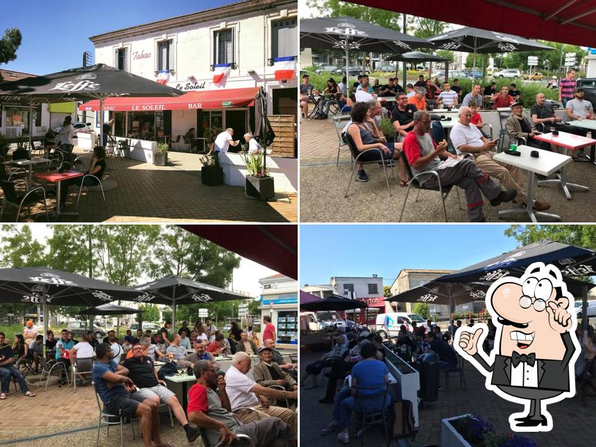 L'intérieur de Le Bar Du Soleil