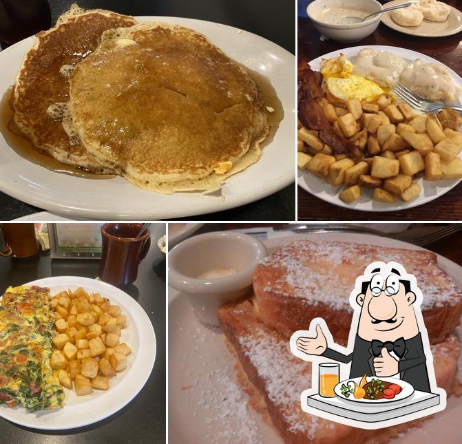 Alton Village Inn Pancake House in Alton Restaurant menu and reviews
