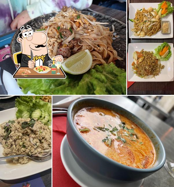 Pad thai al Les Amis Asia Dinner