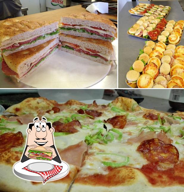 Club sandwich al Moment's Pizza