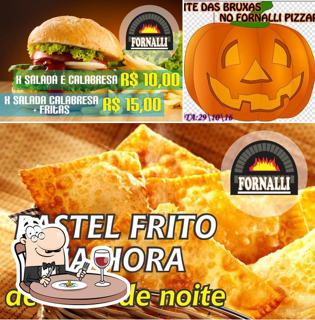 Comida em Pizzaria Fornalli Canoas RS