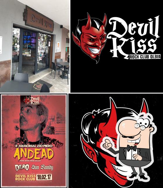 Dai un'occhiata agli interni di Devil Kiss Rock Club